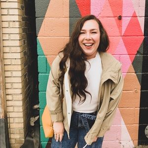 Meet your Posher, Dana